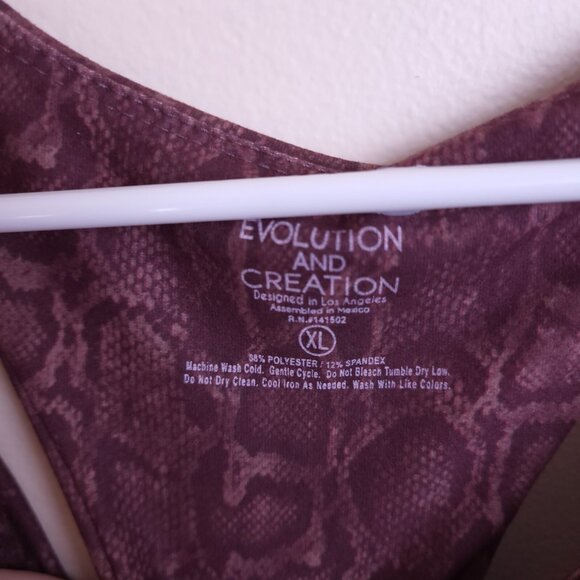 EVOLUTION AND CREATION Womens XL Active Tank Top and Pants Set Purple Snake Skin - Picture 4 of 16